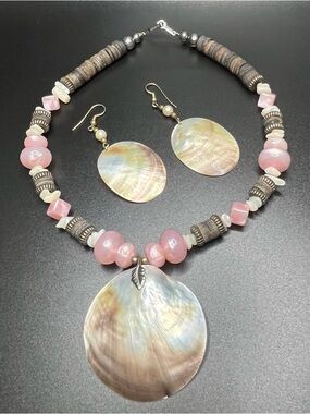Shell pendant necklace set pink bead chunky statement beachy boho
